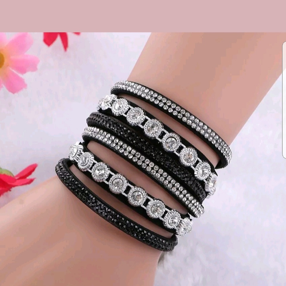 Bling-bling leather strap bracelet